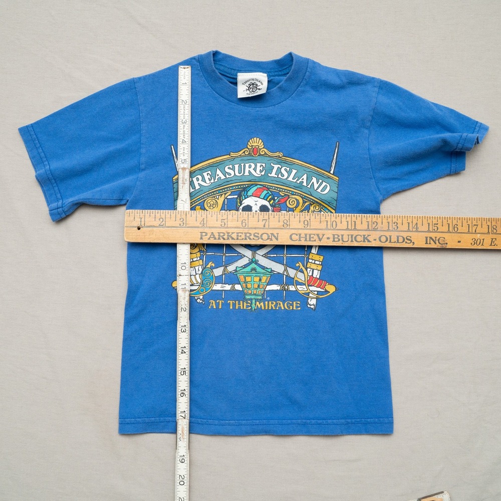 Vintage Las Vegas Treasure Island at The Mirage Youth T Shirt Skull Cross Bones - Picture 4 of 7